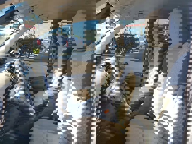 Used 2017 Toyota Prius Four image 12