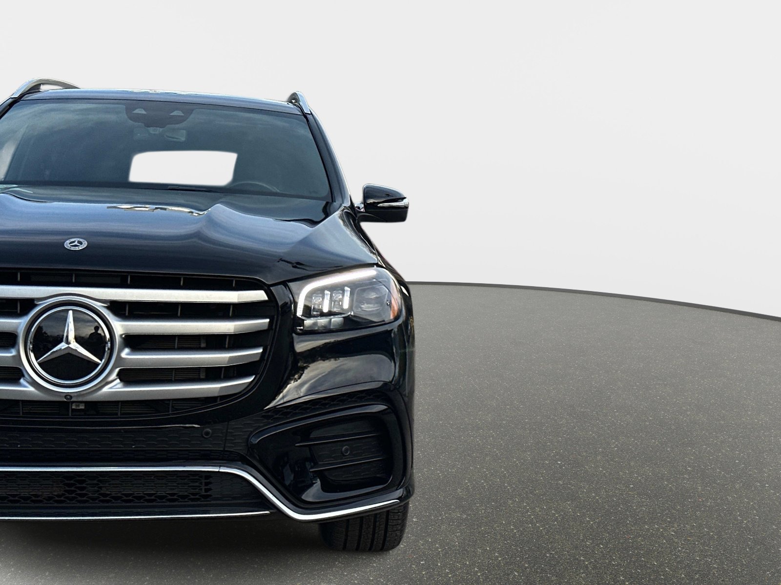 Certified 2025 Mercedes-Benz GLS 450 4MATIC image 9