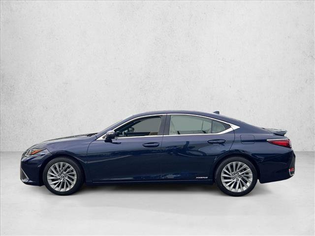 Used 2019 Lexus ES 300h w/ Accessory Package 2 FWD image 9