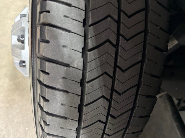Used 2025 Chevrolet Silverado 3500 W/T image 41