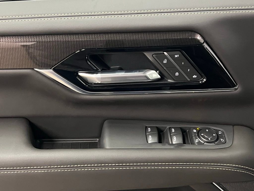 New 2026 GMC Yukon XL Elevation w/ LPO, Floor Liner Package image 13