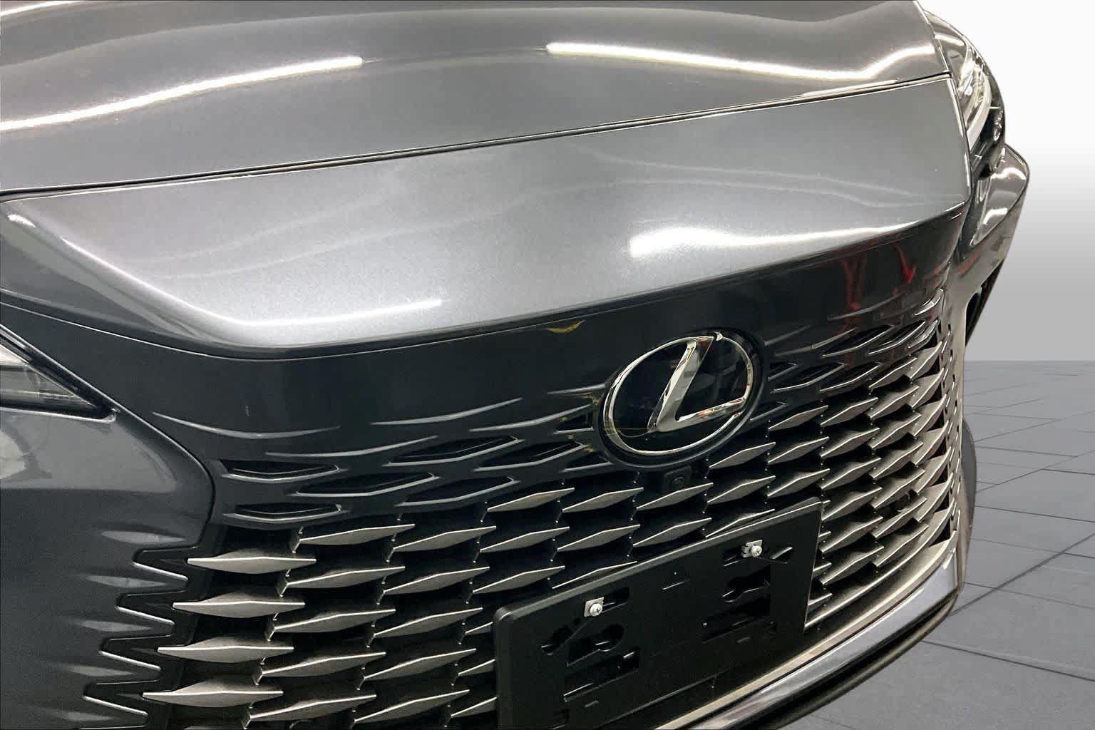 Used 2025 Lexus RX 350h AWD/4WD image 30