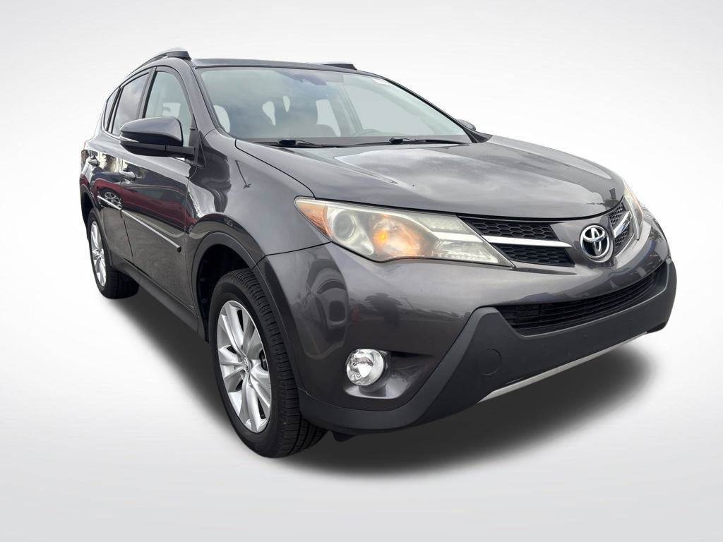 Used 2014 Toyota RAV4 Limited w/ Technology Package AWD/4WD image 6