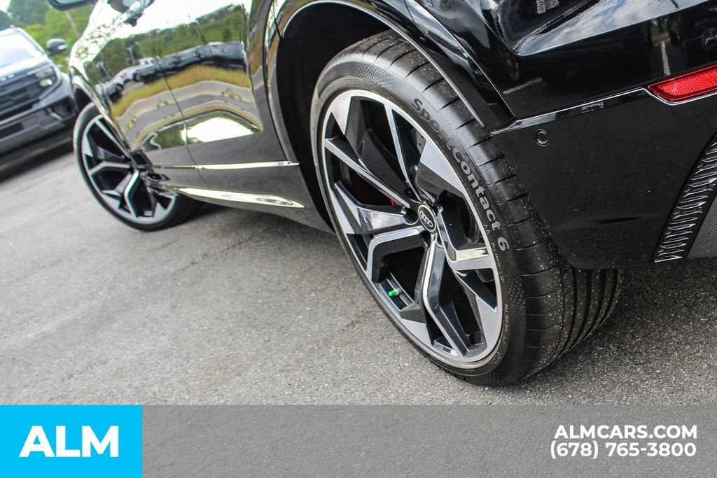Used 2024 Audi RS Q8 AWD/4WD image 15