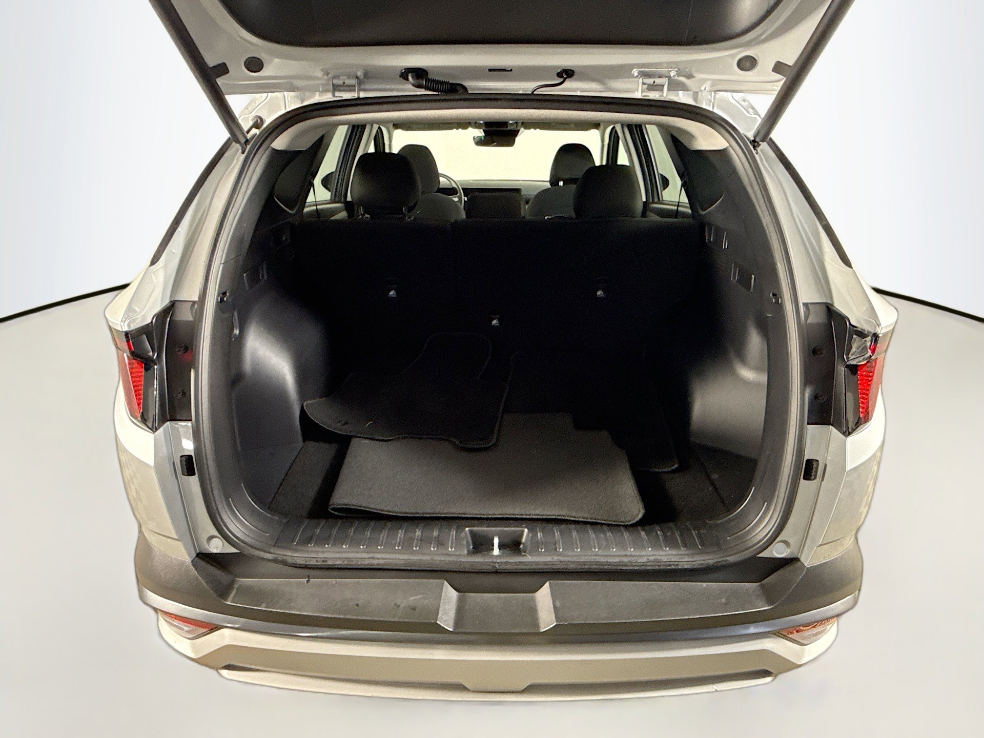 Used 2025 Hyundai Tucson SEL image 35