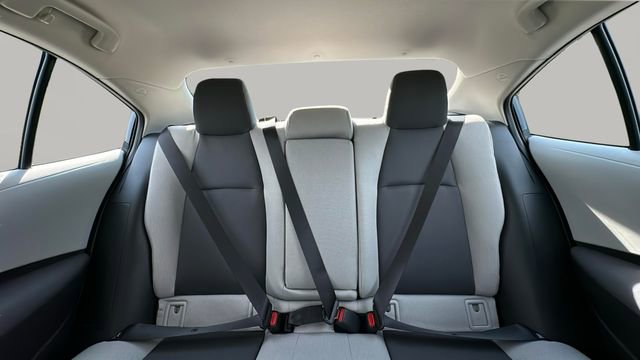 Used 2025 Toyota Corolla LE image 15
