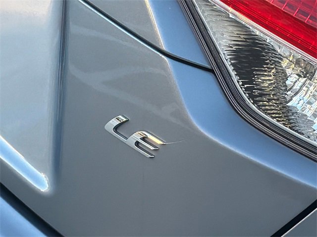 Used 2021 Toyota Corolla LE image 9