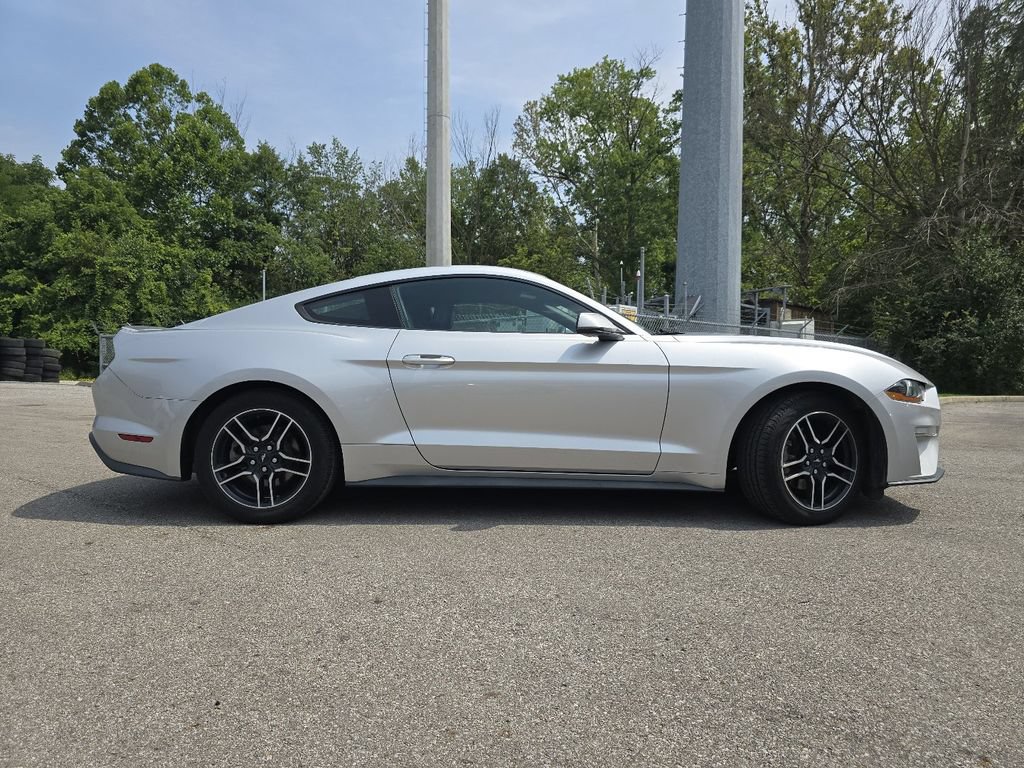 Used 2018 Ford Mustang Premium w/ Equipment Group 201A RWD image 17