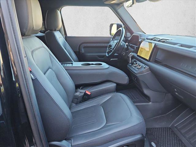 Used 2023 Land Rover Defender 90 X AWD/4WD image 19