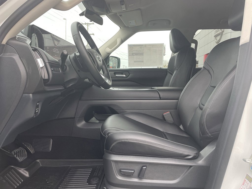 New 2026 Nissan Armada SV image 10