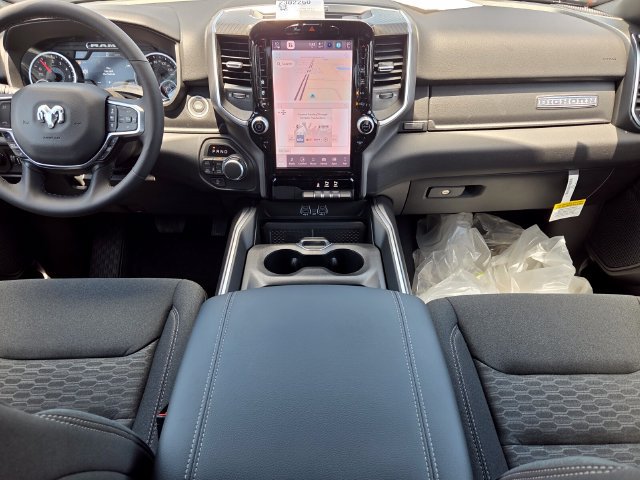 New 2026 RAM 1500 Big Horn AWD/4WD image 7