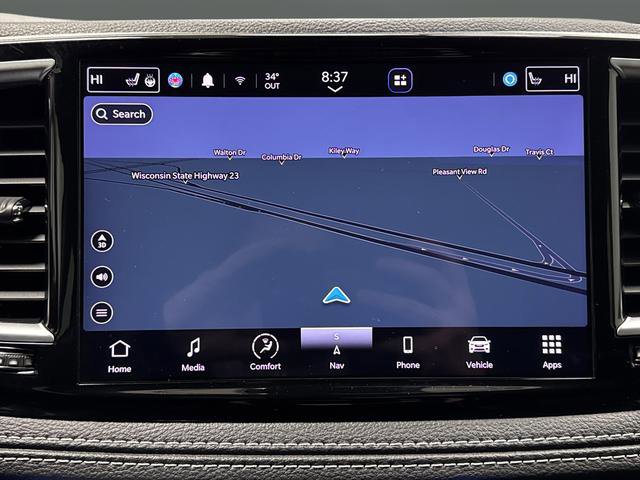 Used 2023 Chrysler Pacifica Limited w/ Uconnect Theater Family Group image 10