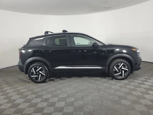 New 2026 Nissan Kicks SV FWD image 9