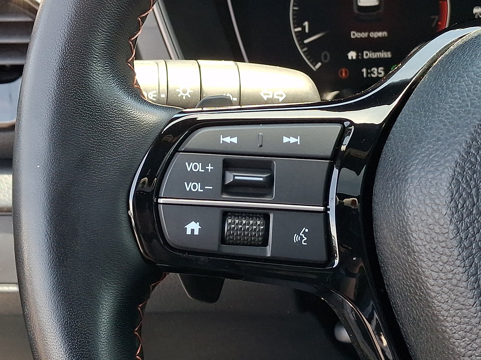 Used 2024 Honda Pilot TrailSport image 23