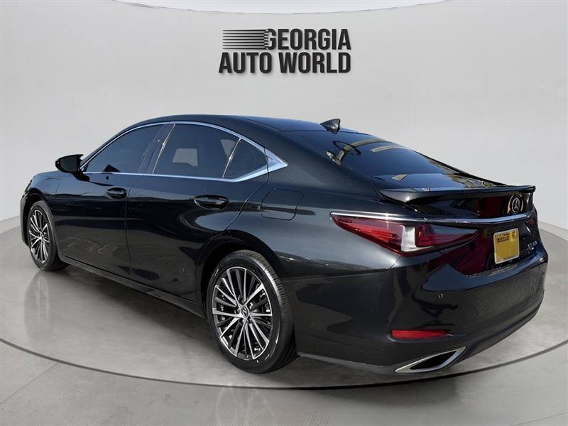 Used 2023 Lexus ES 350 w/ Premium Package FWD image 11