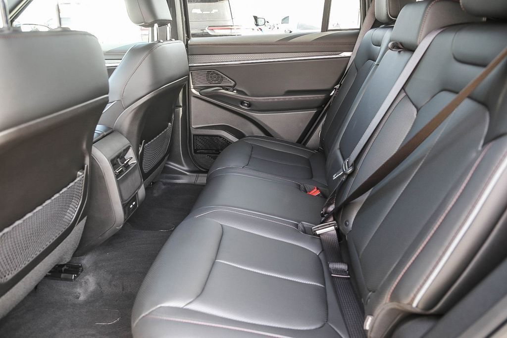 New 2025 Jeep Wagoneer S Limited image 19