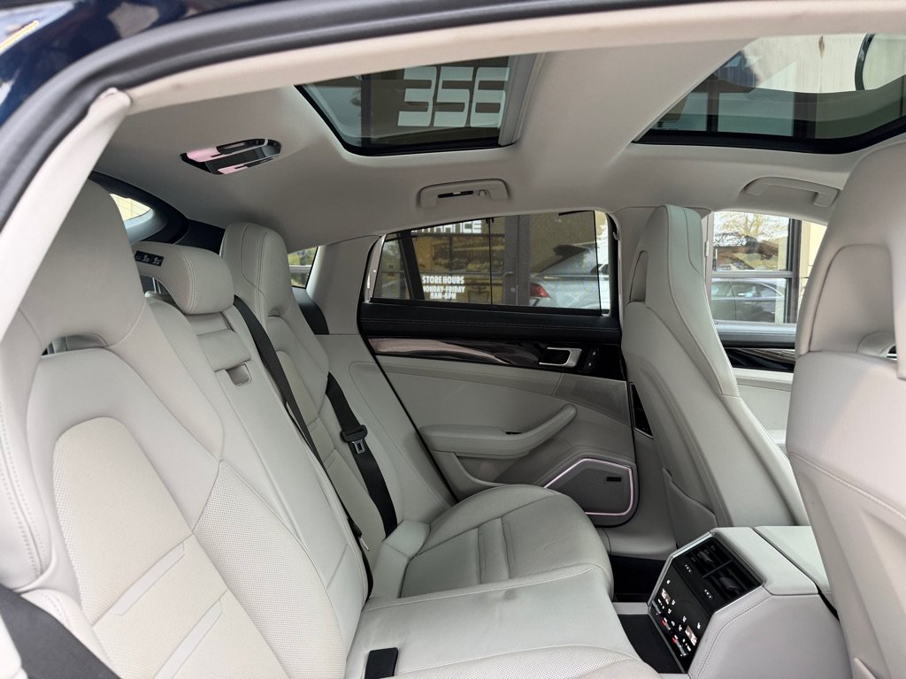 Used 2023 Porsche Panamera 4 Platinum Edition AWD/4WD image 88
