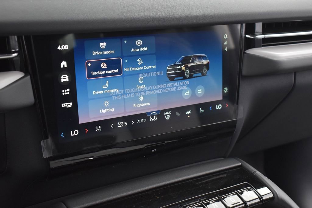 New 2026 Lincoln Navigator L Premier AWD/4WD image 13
