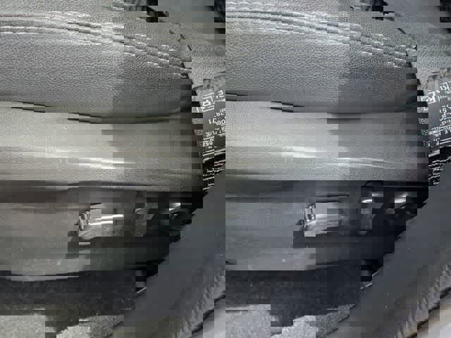 Used 2021 Subaru Forester Premium AWD/4WD image 18