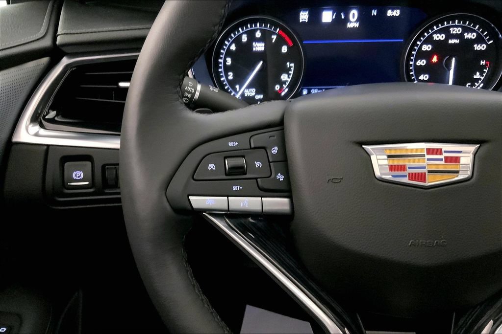 Used 2024 Cadillac XT6 Premium Luxury w/ Technology Package AWD/4WD image 18