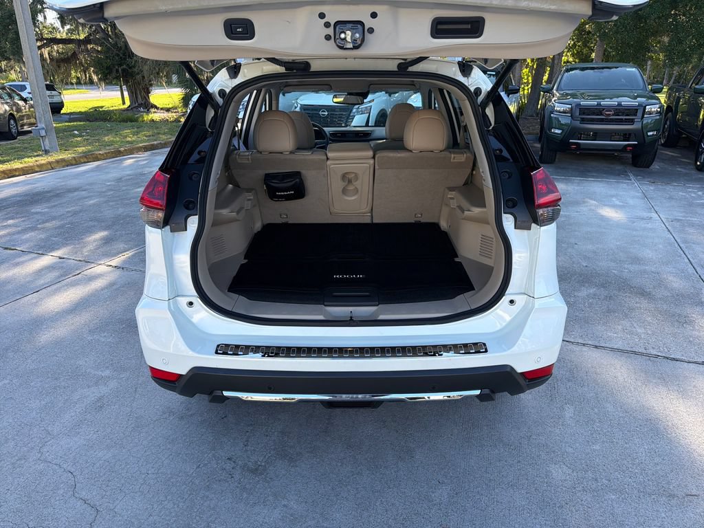 Used 2020 Nissan Rogue SL w/ Premium Package FWD image 35