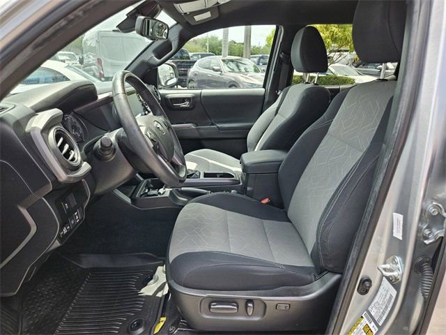 Used 2023 Toyota Tacoma TRD Sport image 2