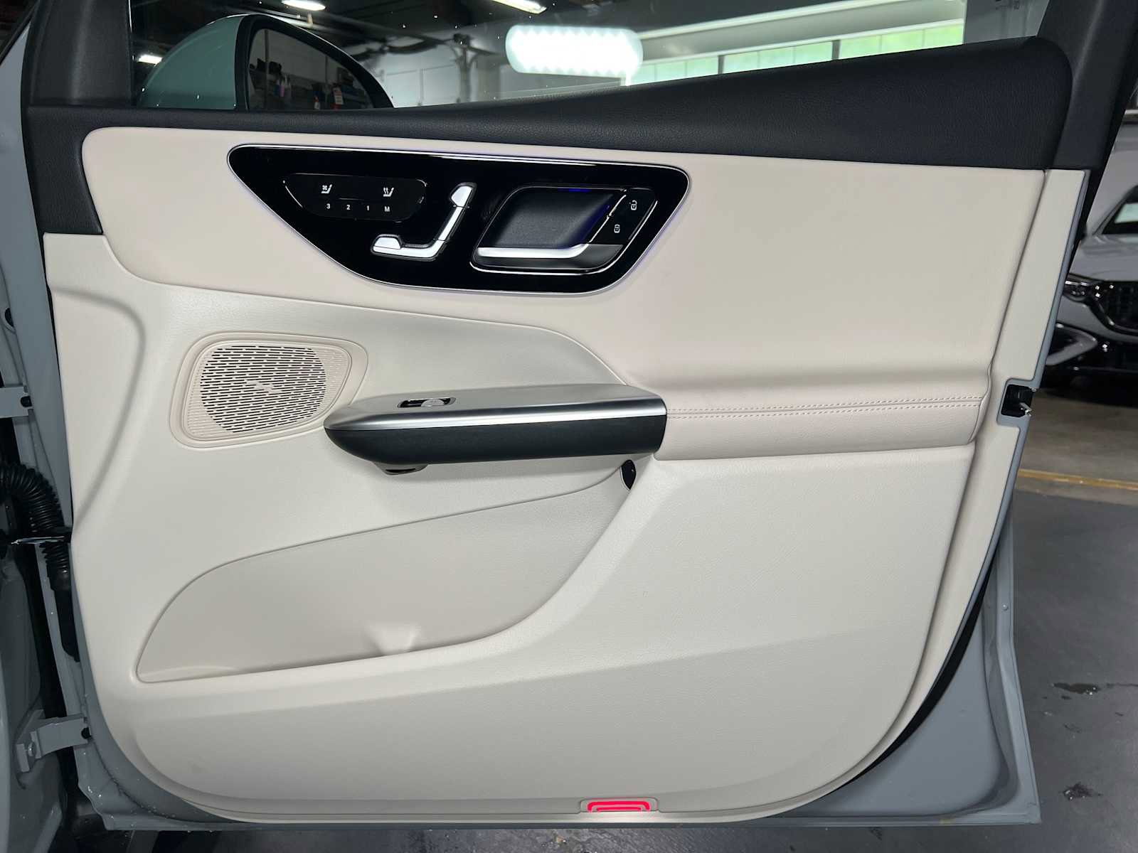 New 2025 Mercedes-Benz GLC 300 4MATIC image 10