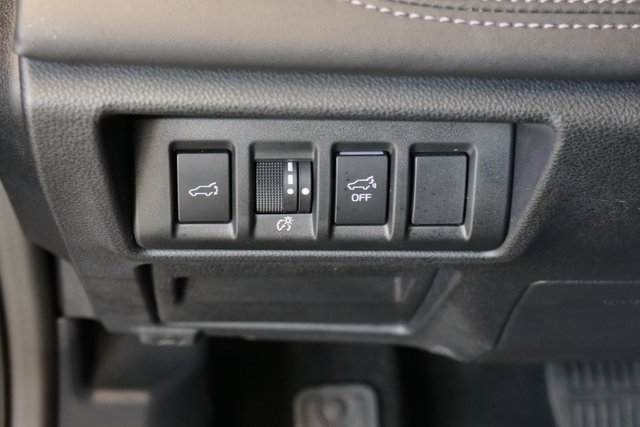 Used 2023 Subaru Outback Touring XT w/ Popular Package #2 image 28