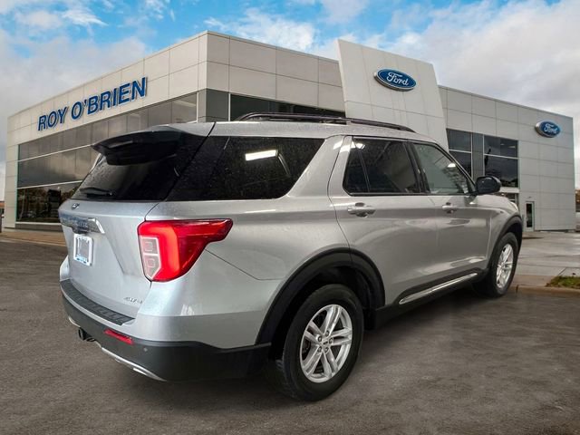 Used 2023 Ford Explorer XLT w/ Equipment Group 202A image 5