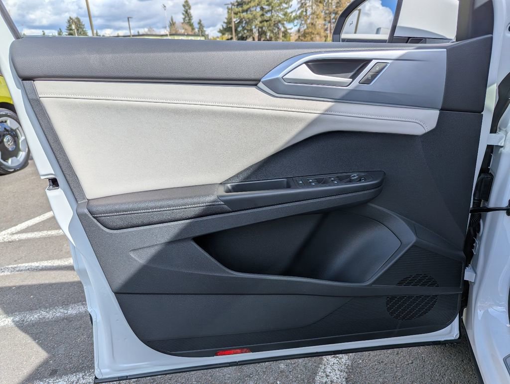New 2026 Volkswagen Taos SE AWD/4WD image 10