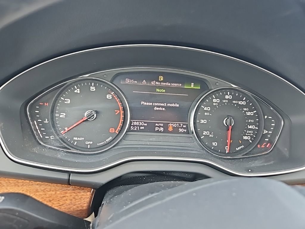 Used 2023 Audi Q5 2.0T Premium w/ Convenience Package AWD/4WD image 18