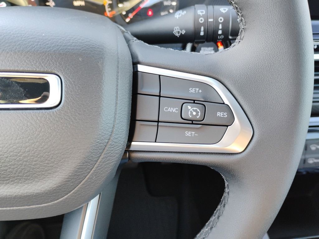 New 2026 Jeep Compass Latitude image 36