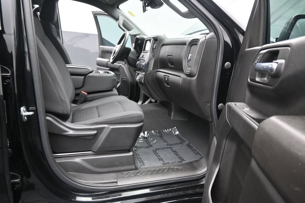 Used 2022 Chevrolet Silverado 1500 Custom RWD image 17