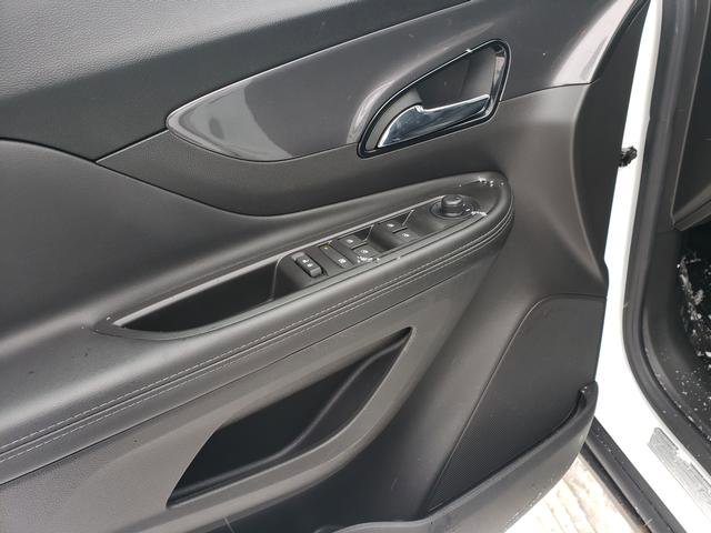 Used 2022 Buick Encore Preferred w/ Safety Package image 11