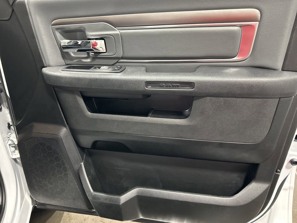 Used 2024 RAM 1500 Classic SLT image 23