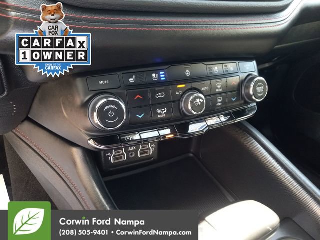 Used 2023 Dodge Durango GT AWD/4WD image 17