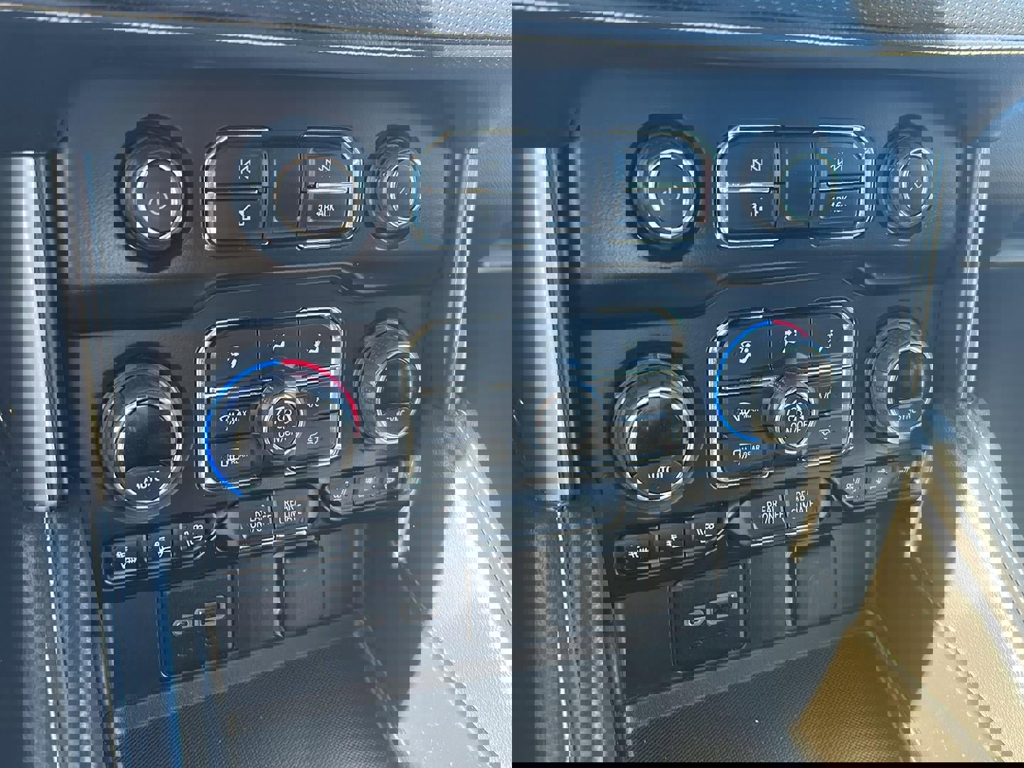 Used 2024 Chevrolet Suburban Premier image 59