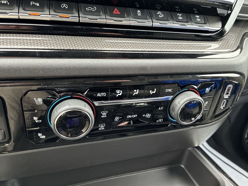 New 2026 Chevrolet Silverado 1500 ZR2 image 17