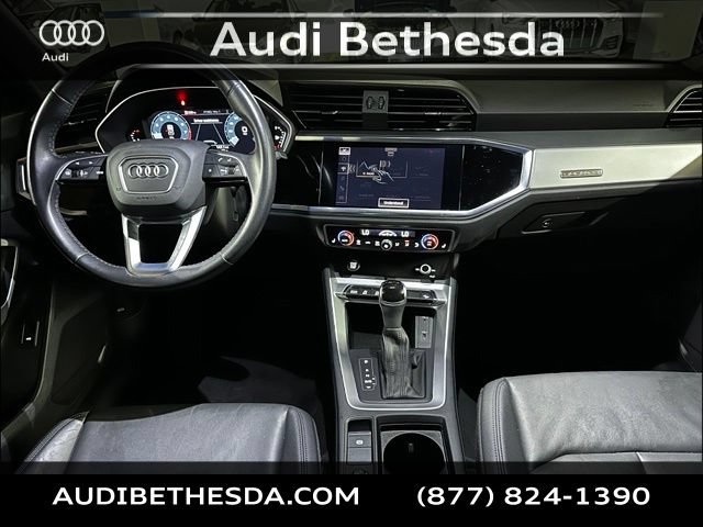 Used 2020 Audi Q3 2.0T Premium w/ Convenience Package AWD/4WD image 12