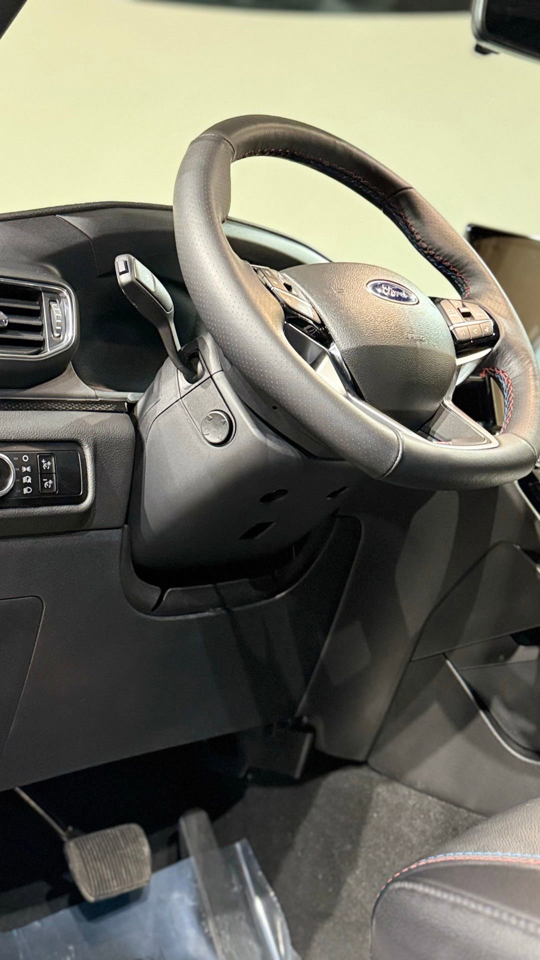 Used 2023 Ford Explorer ST w/ Equipment Group 401A image 54