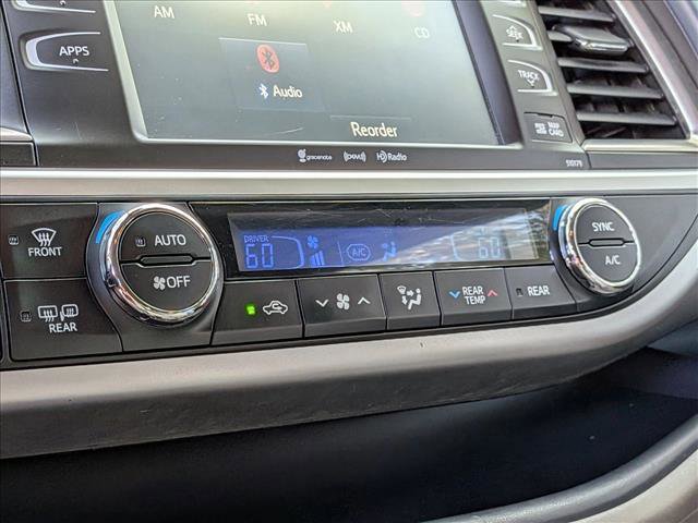 Used 2018 Toyota Highlander XLE image 7