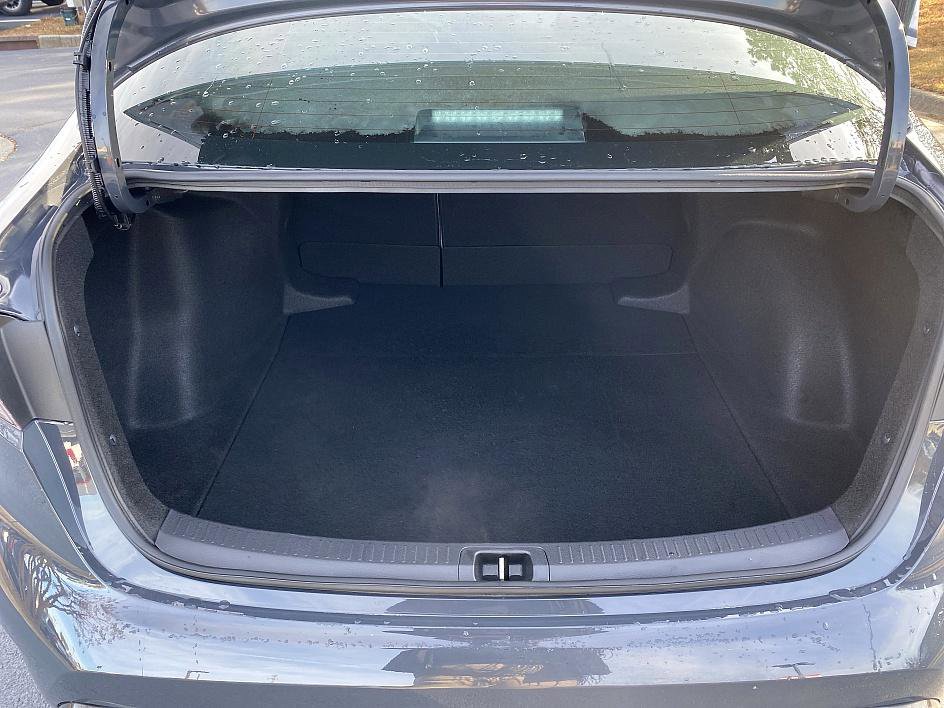 Certified 2025 Toyota Corolla SE image 12