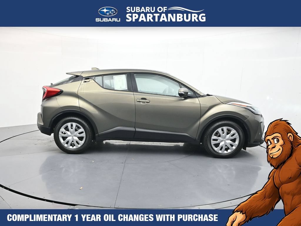 Used 2021 Toyota C-HR LE FWD image 9