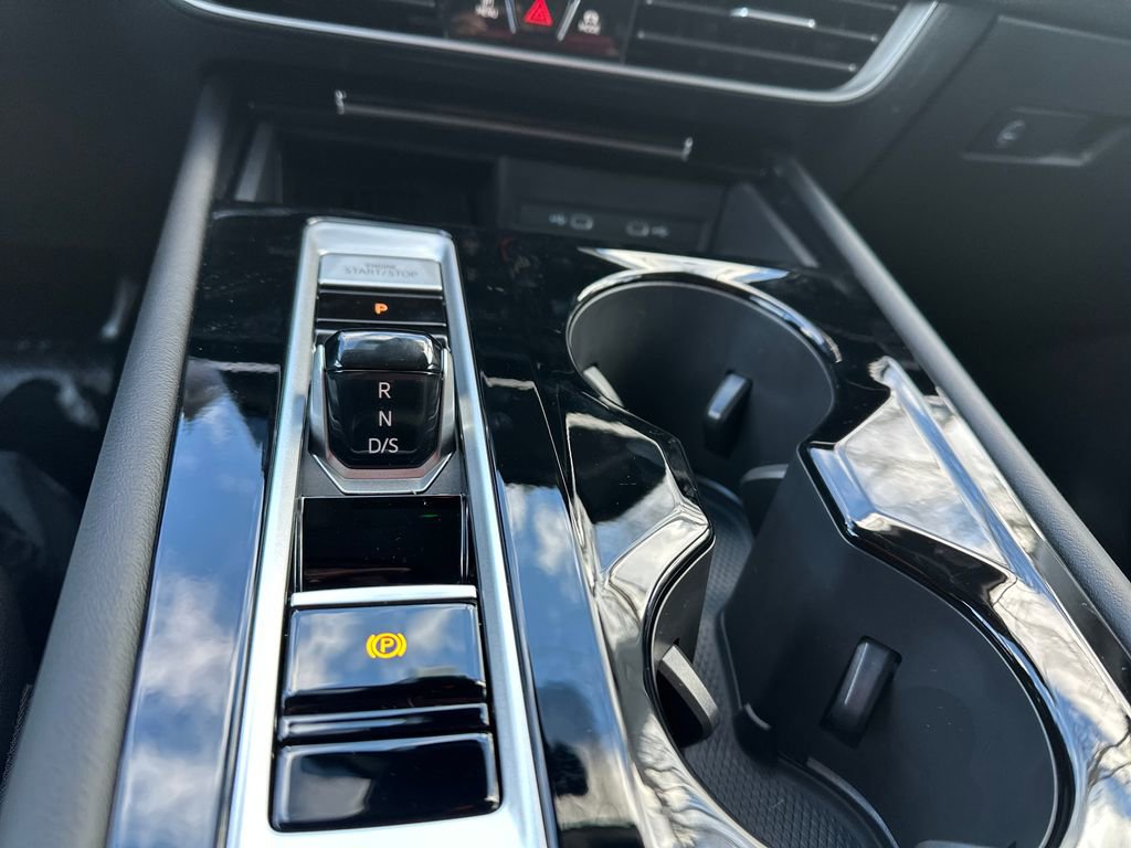 New 2026 Volkswagen Atlas SE image 12