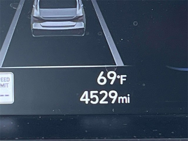 Certified 2025 Hyundai Elantra Sport image 34