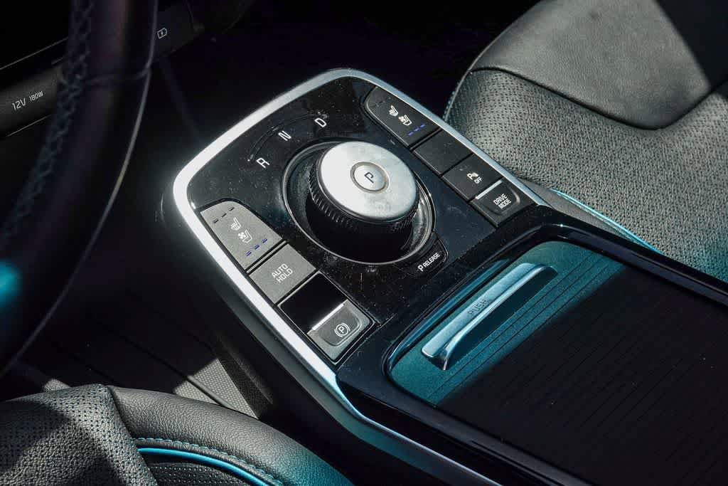 Certified 2022 Kia Niro EX Premium FWD image 18