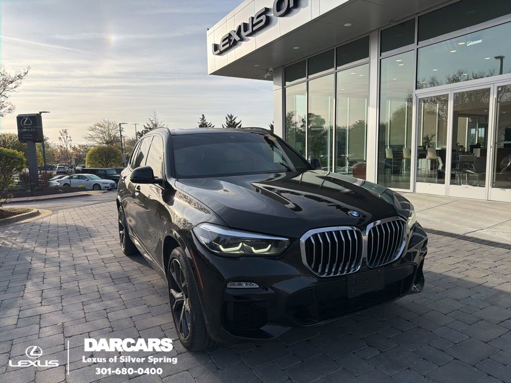 Used 2020 BMW X5 xDrive40i w/ M Sport Package image 1