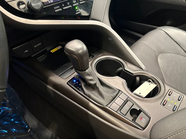 Used 2022 Toyota Camry XSE w/ Navigation Package FWD image 19