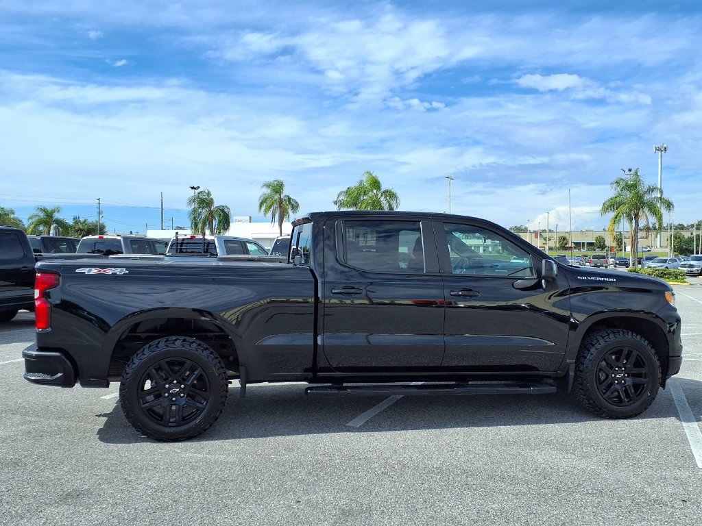 Used 2024 Chevrolet Silverado 1500 RST w/ Convenience Package II AWD/4WD image 8