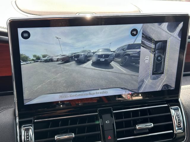 Used 2022 Lincoln Navigator Reserve AWD/4WD image 29